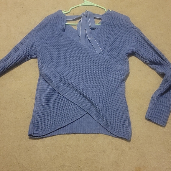 Sweater - Picture 2 of 3